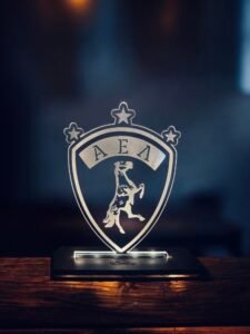 AEΛ ακρυλικό , πλεξιγκλάς , χειροποίητο led φωτιστικό με βάση