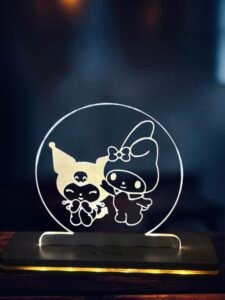 KUROMI ακρυλικό , πλεξιγκλάς , χειροποίητο led φωτιστικό με βάση