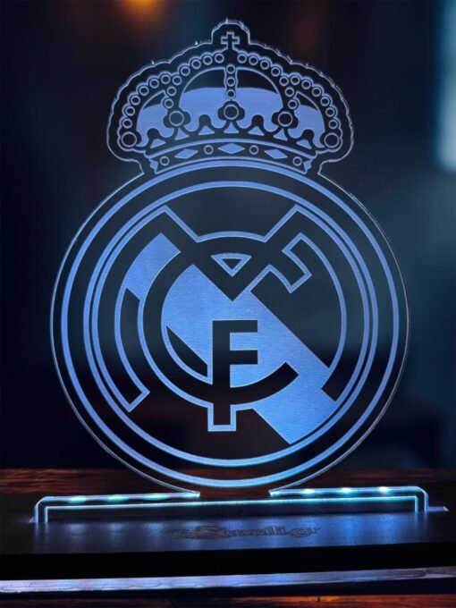 Ρεάλ Μαδρίτης - Real Madrid ακρυλικό , πλεξιγκλάς , χειροποίητο led φωτιστικό με βάση