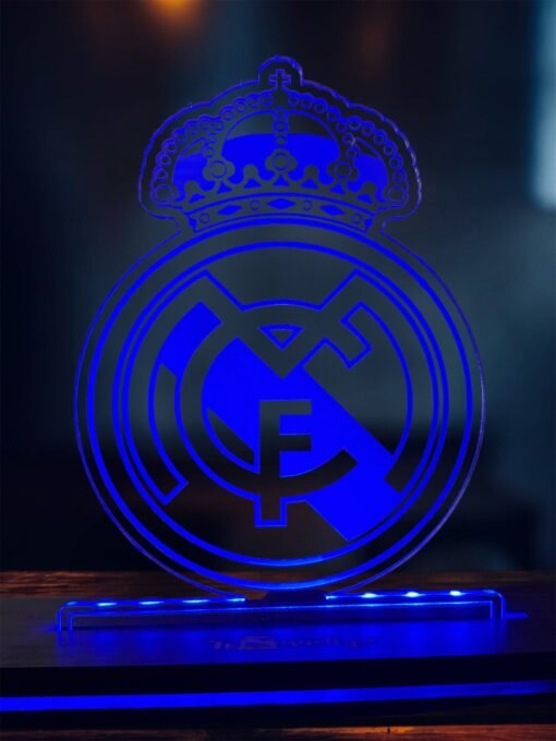 Ρεάλ Μαδρίτης - Real Madrid ακρυλικό , πλεξιγκλάς , χειροποίητο led φωτιστικό με βάση
